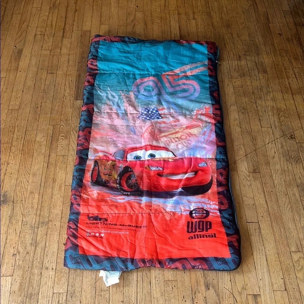 Disney Cars Lightning McQueen Red and Blue Blanket sleeping bag